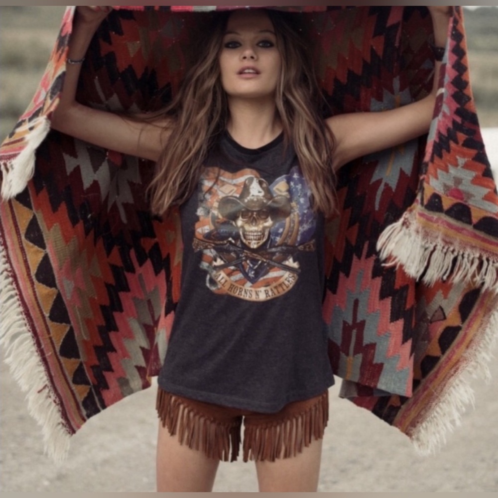 Rare Spell & The Gypsy Cowboy Dreams Suede Fringe Shorts Size 8 - Picture 3 of 16
